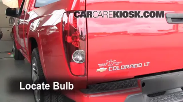2007 Chevrolet Colorado LT 3.7L 5 Cyl. Crew Cab Pickup (4 Door) Éclairage Feu stop (remplacer ampoule)